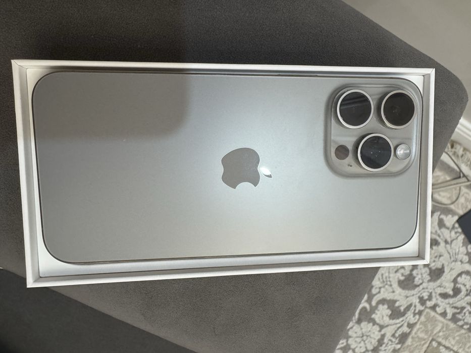 Iphone 15 pro max 512