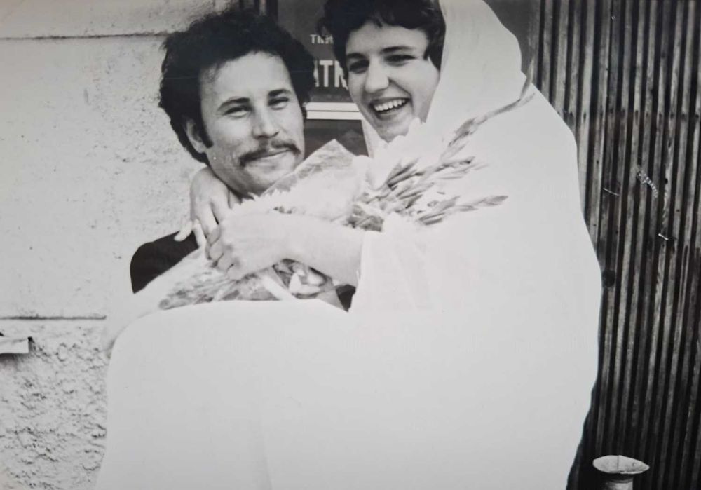 Оживающее  и печать фото на холсте