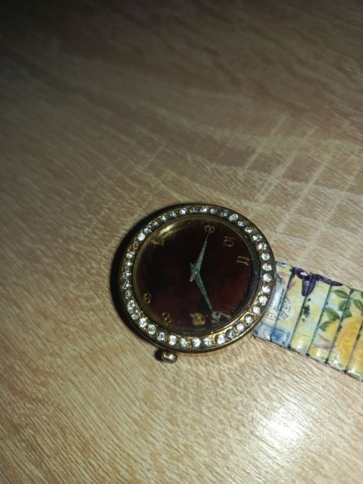 Ceas damă GROVANA Swiss – necesită mică reparație