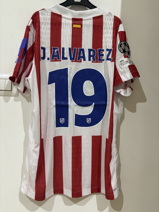 Julian Alvarez 19