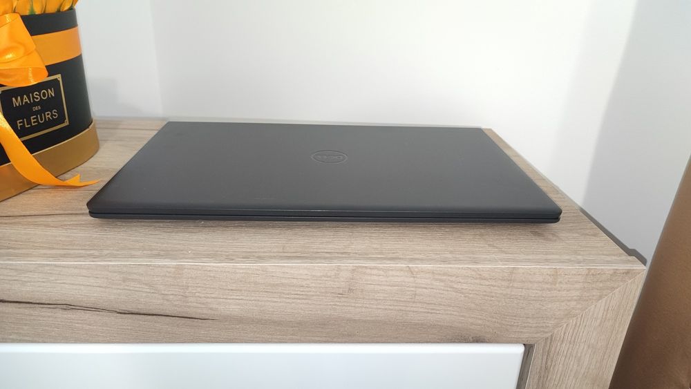 Dell Inspiron ( i3 gen11, 8 Gb ddr4, ssd NVMe 256 gb, baterie 4 ore)