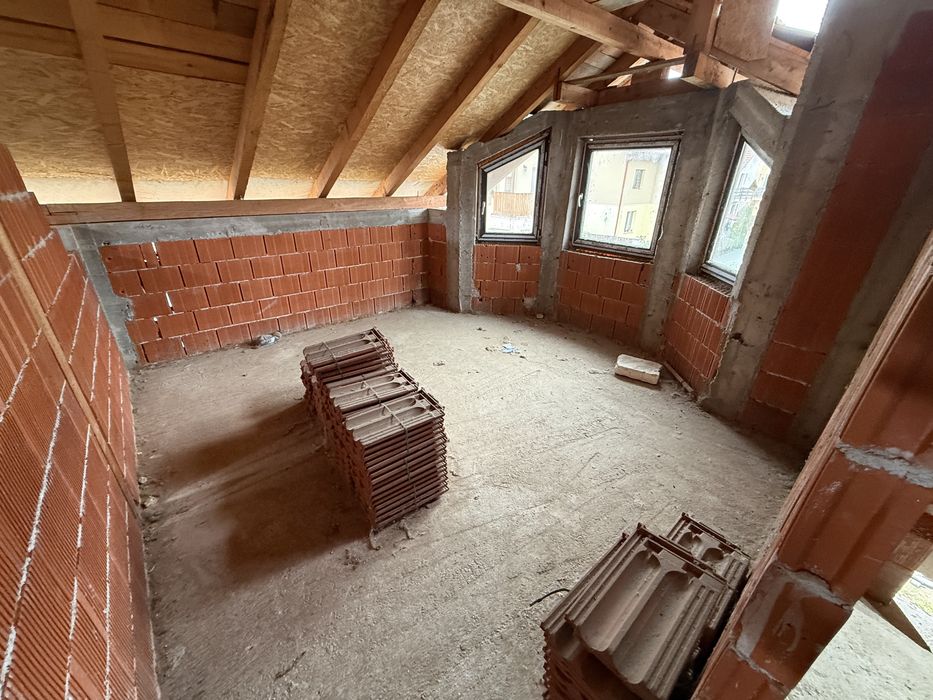 Ofer spre vanzare Casa in Rosu / Cartier Prietenia / Str.Gheorghe Baritiu