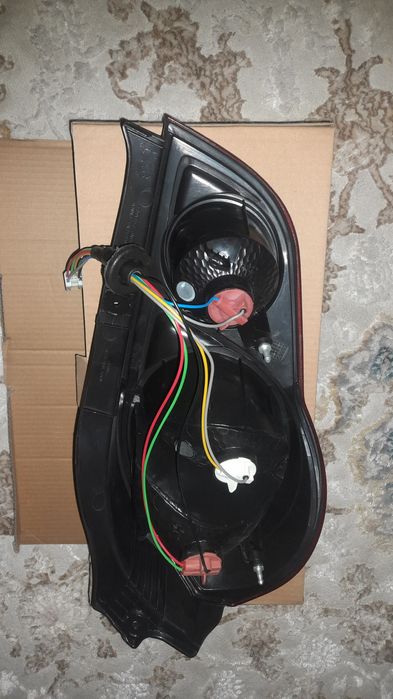 Продаётся задняя фара Спарк правая новая в коробке.