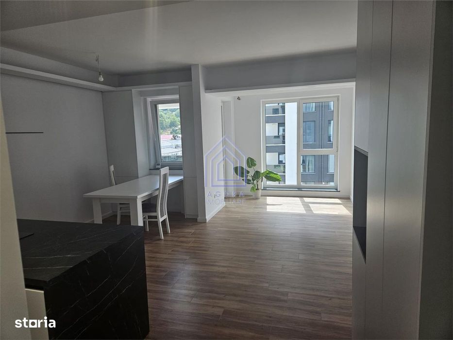 Apartament nou, mobilat ,utilat si boxa. Posibilitate parcare.