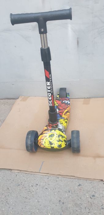 Продам детский самокат!