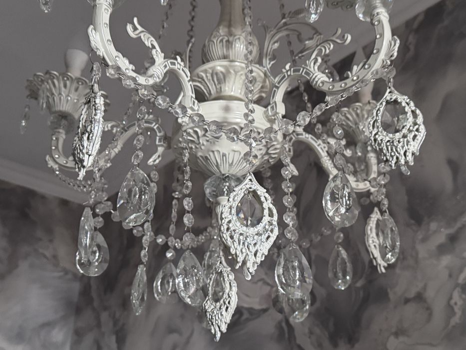 Люстра потолочная