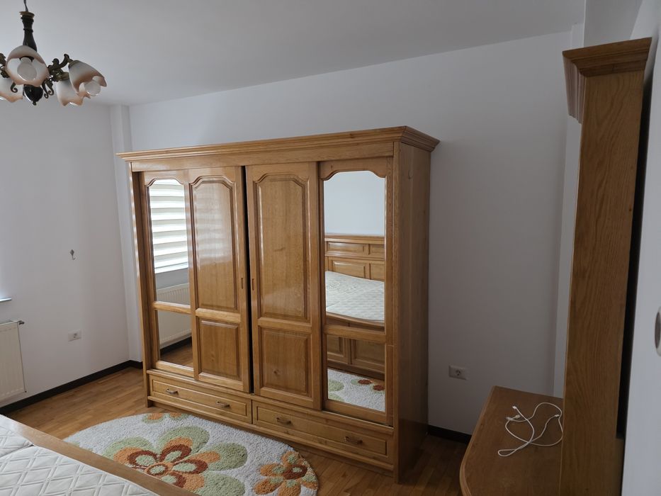 Inchiriez apartament Radauti