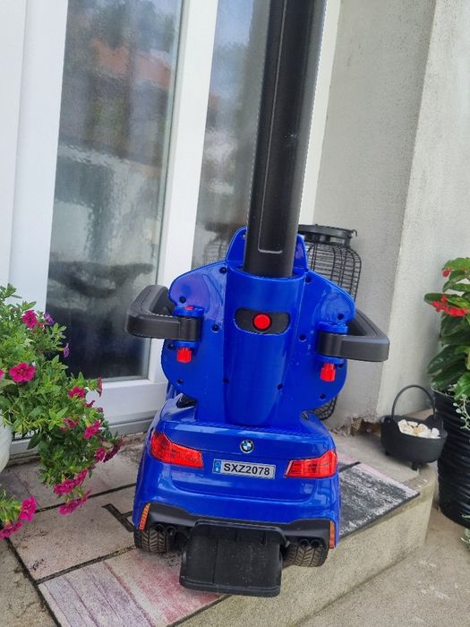 Masinuta copii BMW