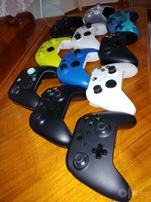 Оригинал Джойстик Xbox One/Series и для ПК! Качество супер! Отличный