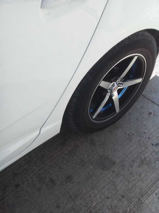 Продам диска и балон 16 Кобалт