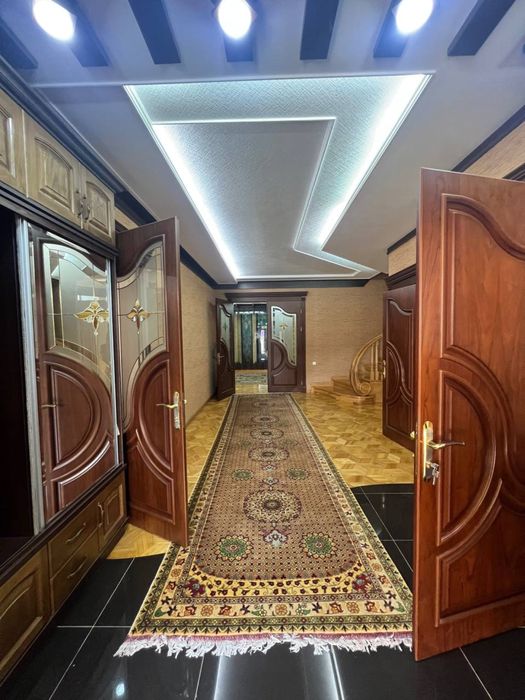 Сдаётся эксклюзивный дом в центре города Ор-р:Гостиница Россия