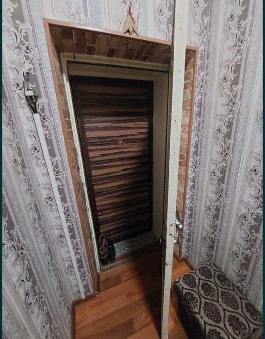 3 х номнотное квартира продаётся