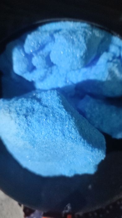 Медный купорос  в розницу цена 40000 сум за кг,