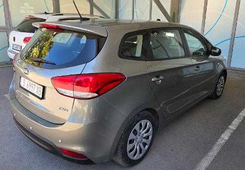 Продавам KIA Carens 1,7 , 137 Hp