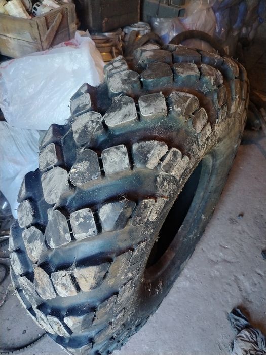 Резина ГАЗ-66,ЗИЛ-157.