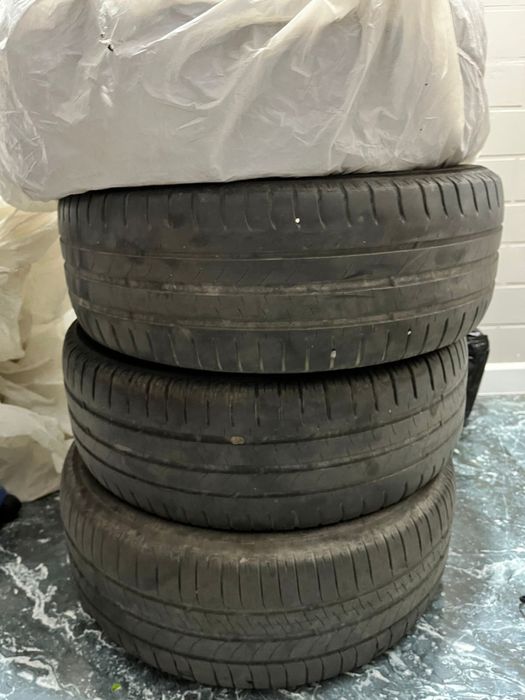 Продам шины срочно балон от авто