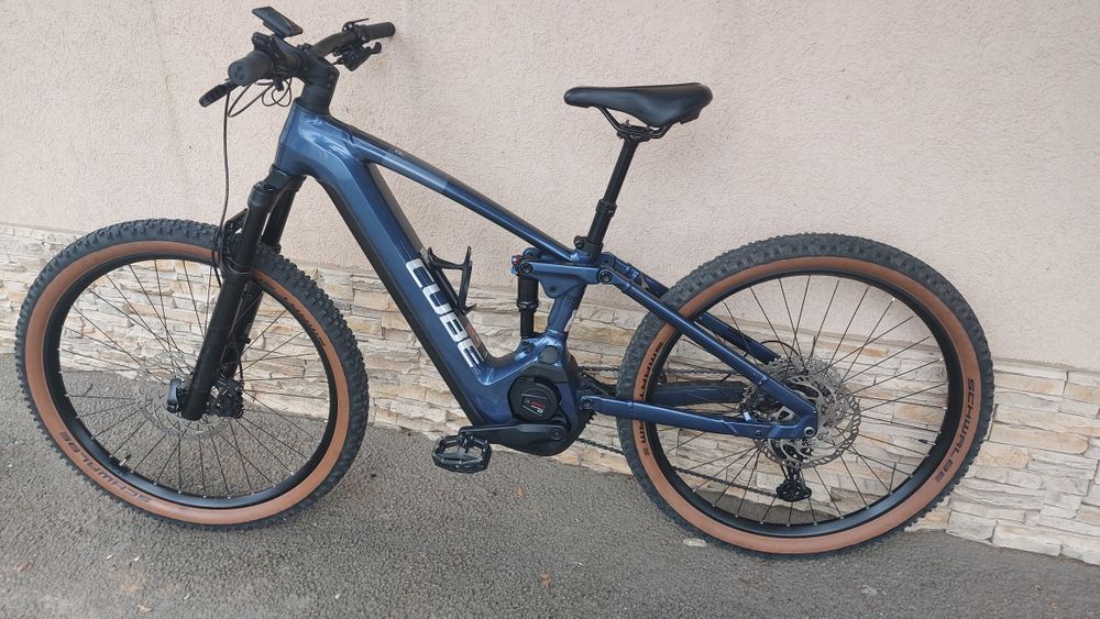 Bicicleta electrica Cube bosch smart gen4