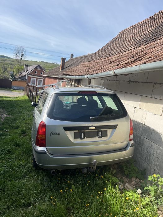 Vand sau schimb, astept oferte