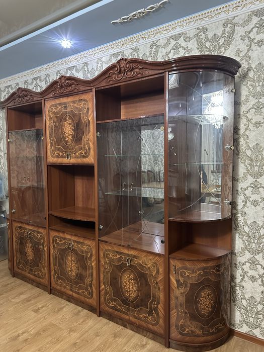 Стенка сервант на стену