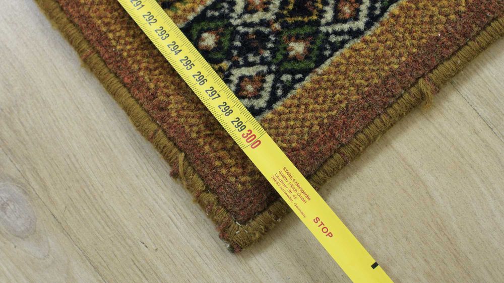 Килим - 180лв. размер 190/300