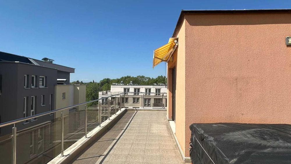 Продава се Двустаен апартамент в Хисаря - 134 кв.м за 732 €/кв.м - Снимка #17