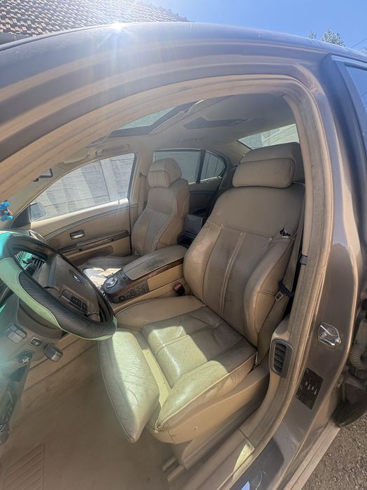 BMW Seria 7 E65 – 3.0 Diesel – Automată – Trapă – Interior crem