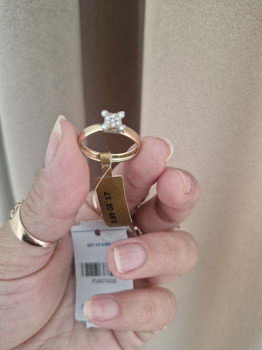 Продам золотое кольцо 17 Размер