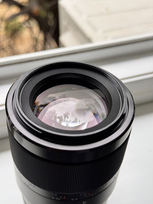 Sony 90mm f2.8 Macro G OSS