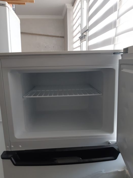 Холодильник  новый