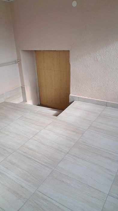 Къща с голям двор с.Ветрен