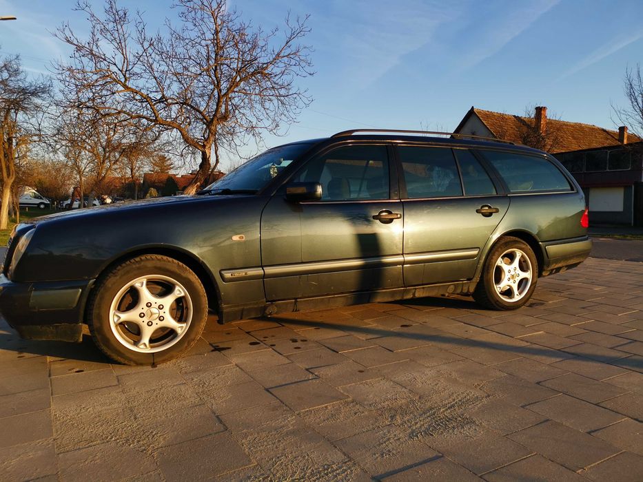 om606, Mercedes W210, E300.