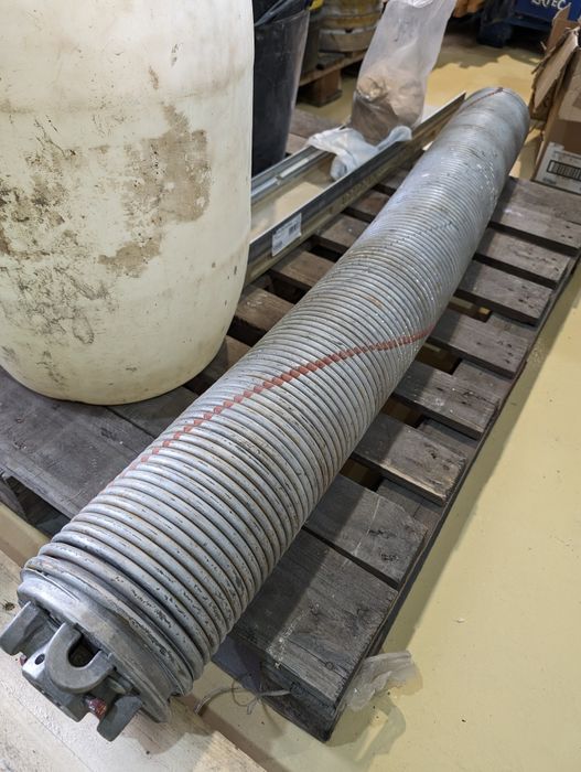 Пружина за ролетна щора  врата