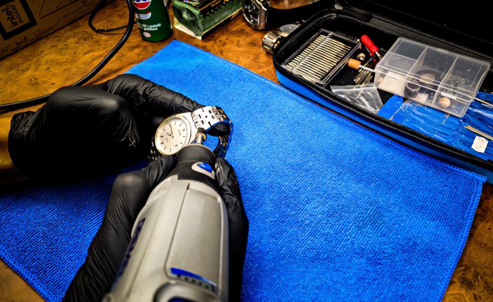 Полиране и почистване на часовници ( бижута )