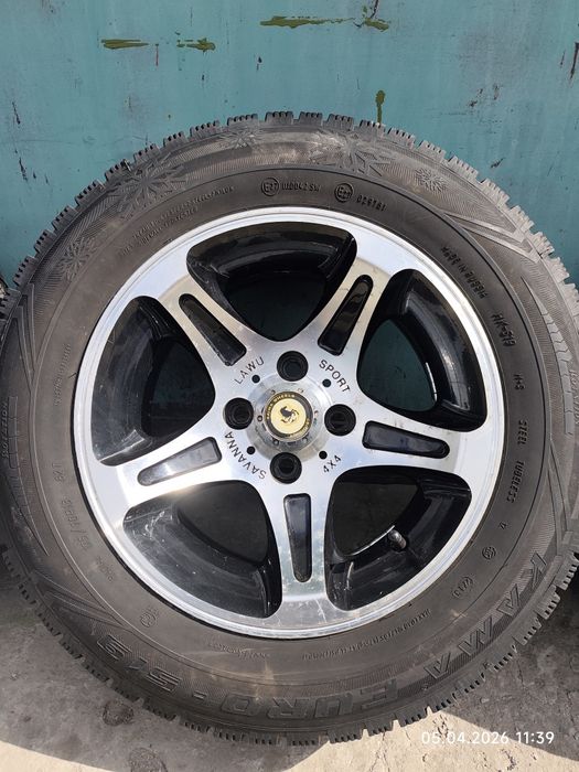 Продам диски Арбузы вместе с зимней резиной.