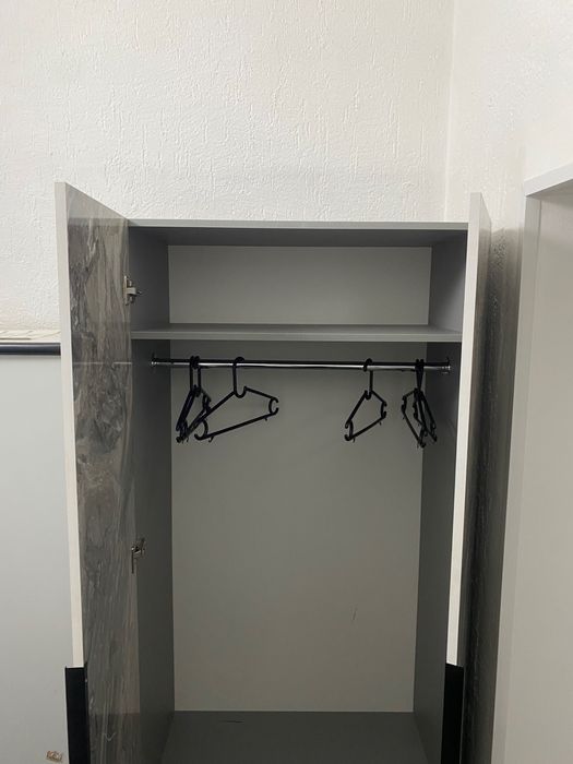 Продается шкаф 200/90см