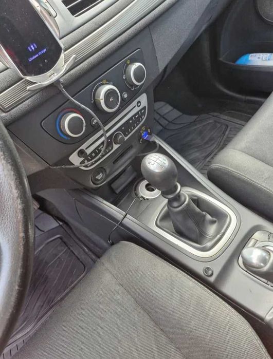 Vând Renault Megane 3 1.5 dci diesel an 2010 106cp