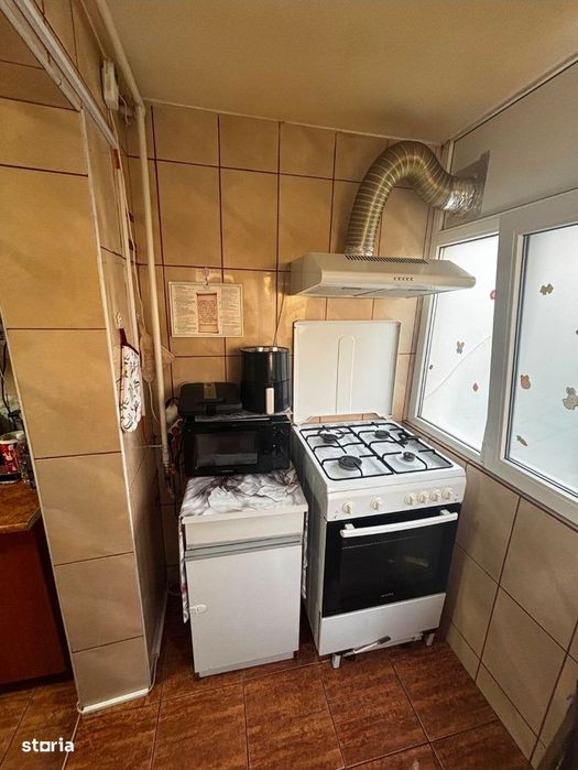 Apartament 3 camere decomandat – zona Rahova