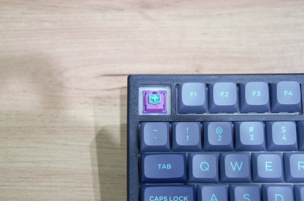 Клавиатура vgn срочно продам