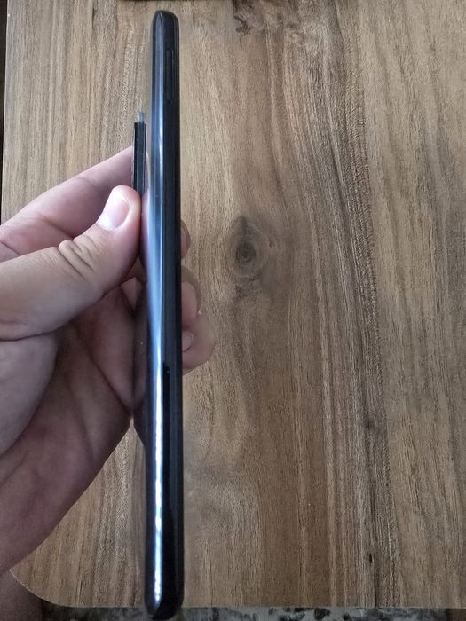 Vand Telefon Redmi Note 10 Pro Aspect 10/10 Functionalitate 10/10 La Cutie