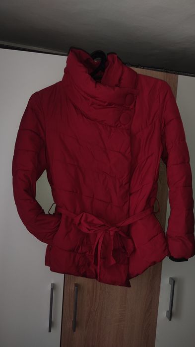 Куртки и пальто за 4 тыс