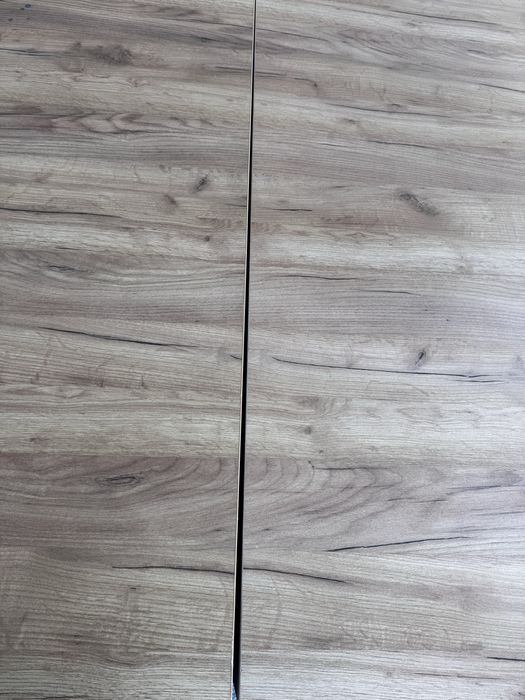 Продам 2 офисных стола