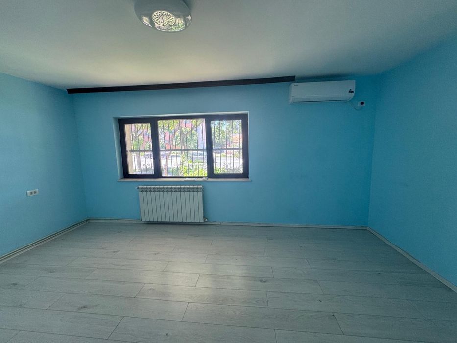 De vanzare apartament 2 camere ,53 mp, Bulevardul 1 Mai Parter