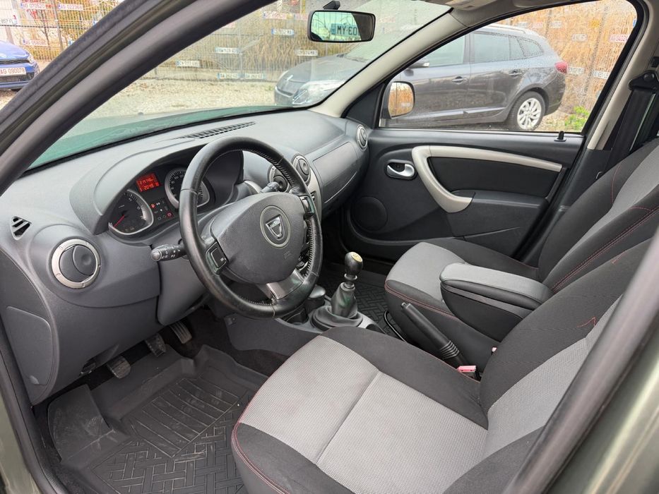 Dacia Duster / 1.5 dci /  4x2 /euro  5