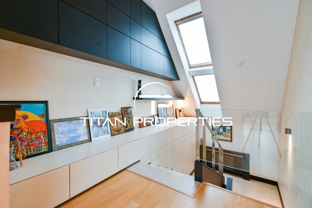 Дава се под наем Тристаен апартамент в София, Център - 200 кв.м за 2000 € - Снимка #10