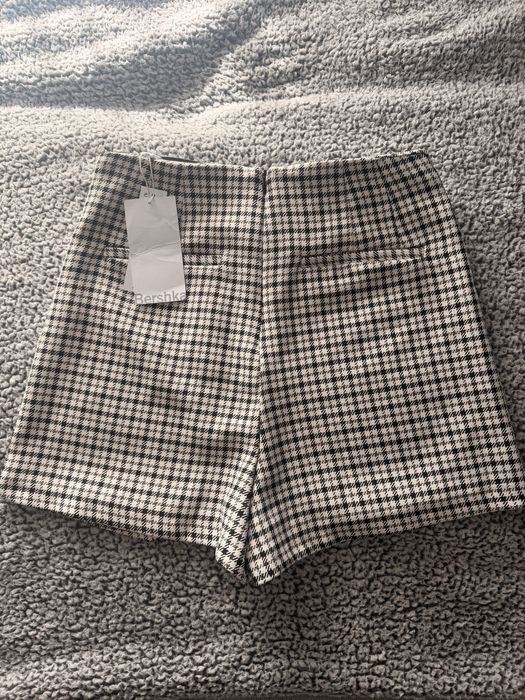 Пола Bershka М размер