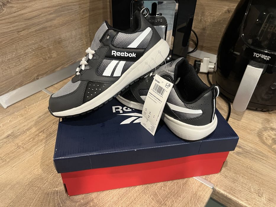 Оригинални маратонки Reebok