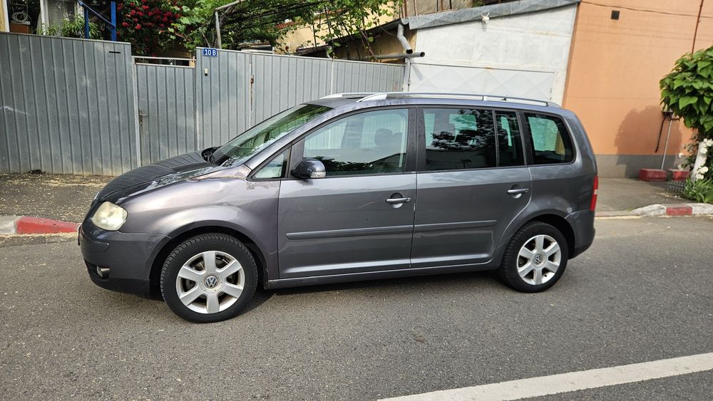 VOLKSWAGEN Touran 2004 — imagine 5