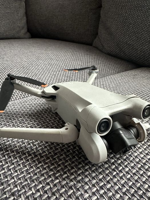 Drona mini 3 pro