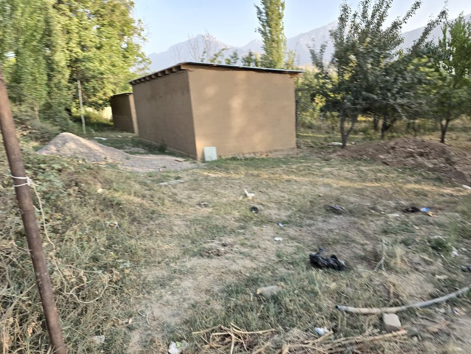 Burchmullada 8 sotix yer kadastr bor