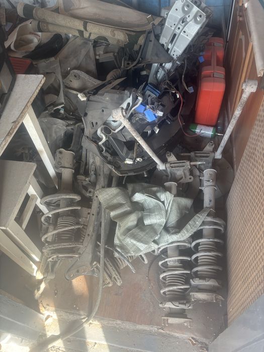 Запчасти Mazda cronos